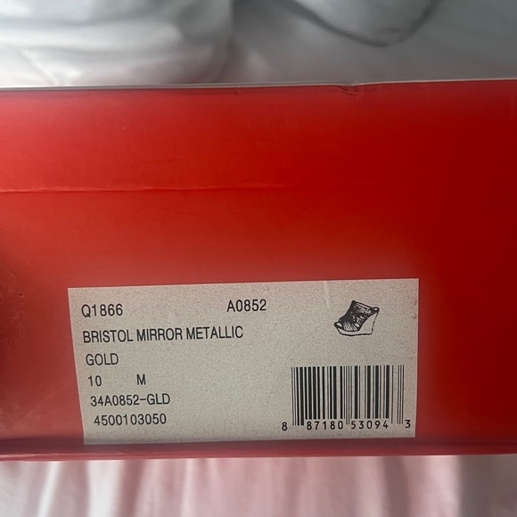 Coach gold wedges size 10 - Picture 6 of 7